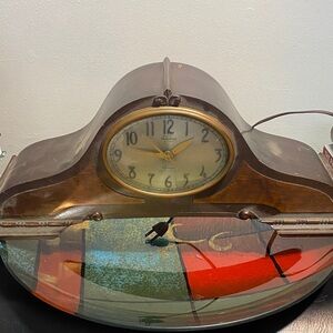Vintage Wooden Mantel Clock